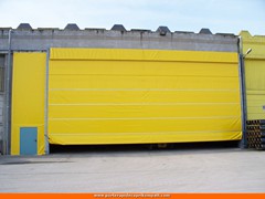 portoni industriali in pvc